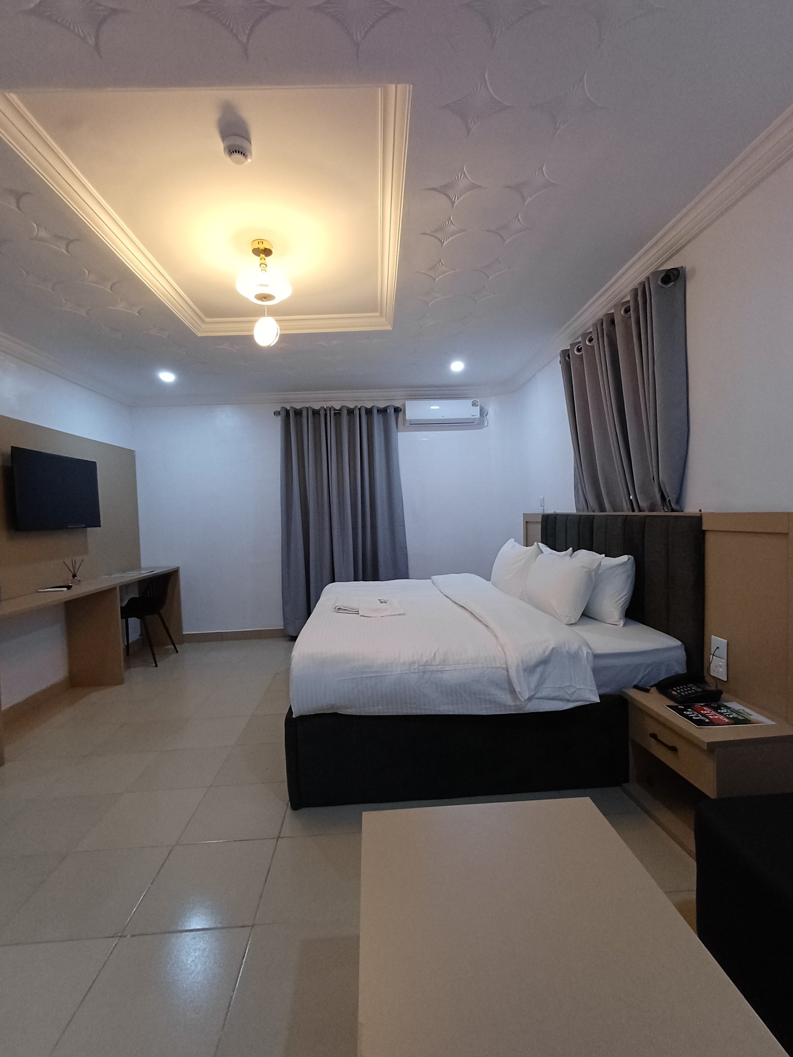 Super Executive Room