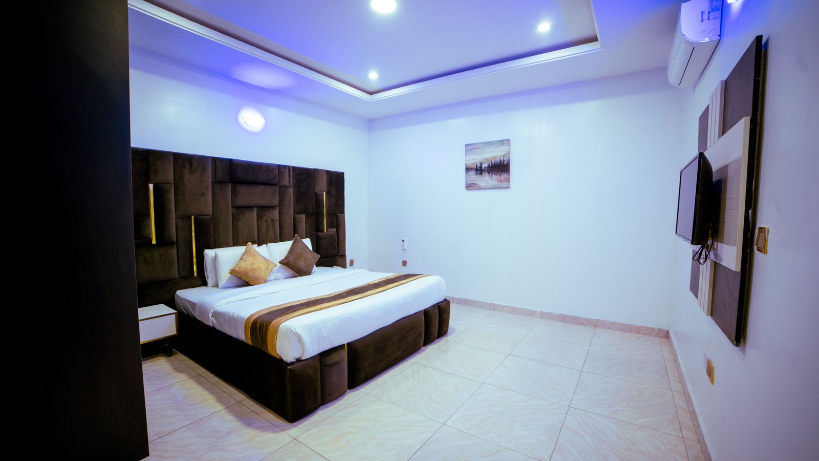 1 Bedroom Luxury Apartment